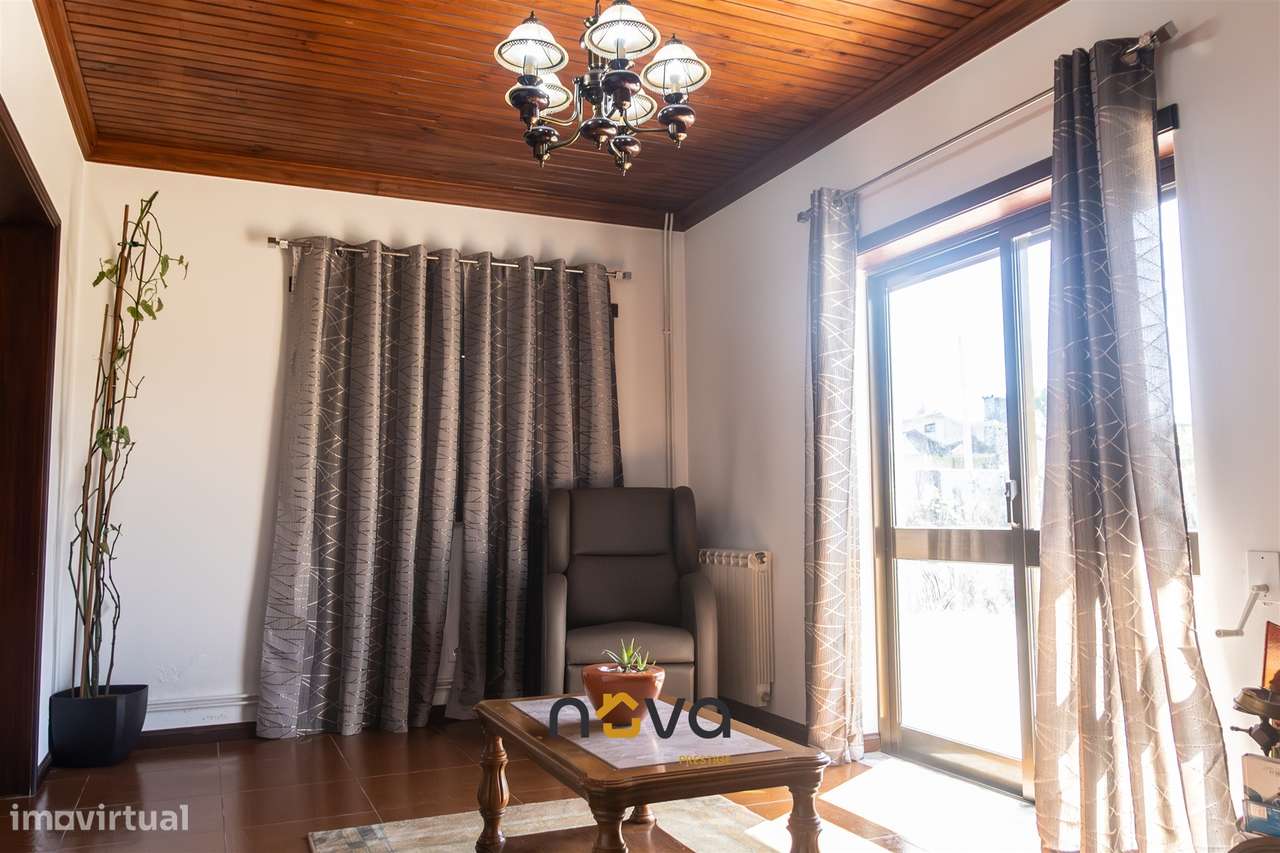 Moradia T4 em Mujães, Viana do Castelo-8