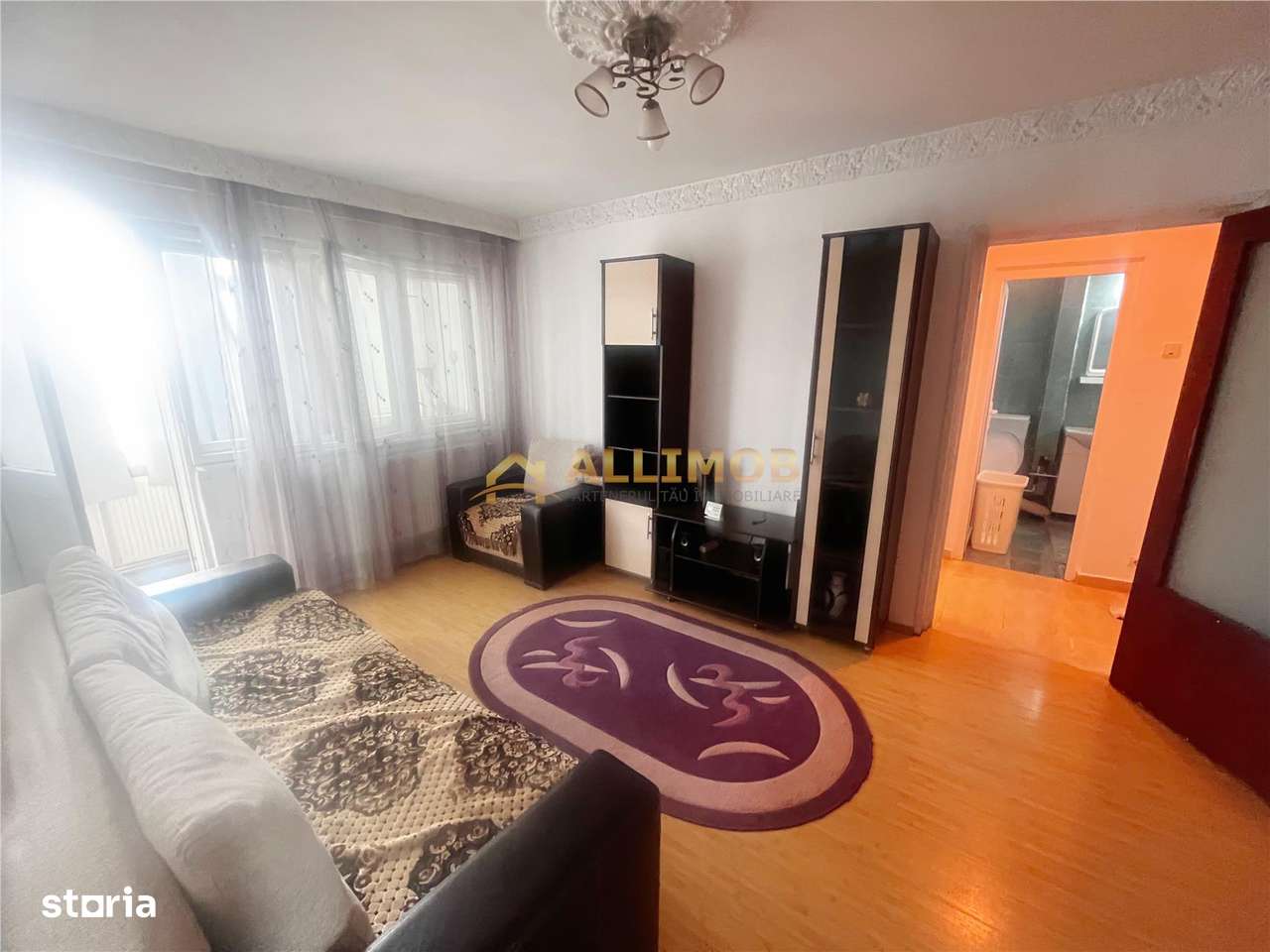 Apartament 2 camere de vânzare în Ploiesti, zona Vest - Imagine principală: 3/15