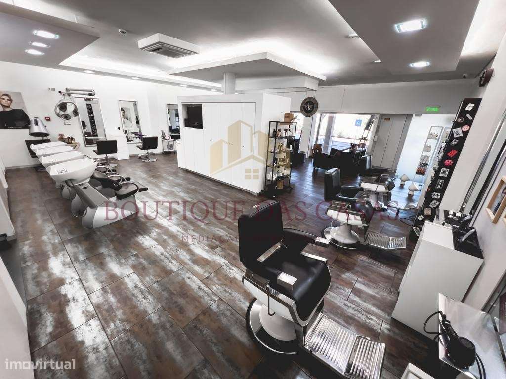 Loja com 155m2 e Garagem - Coimbrões - Grande imagem: 3/23