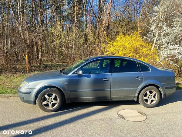 Volkswagen Passat 1.9 TDI Trendline - 8