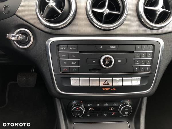 Mercedes-Benz CLA 250 4Matic 7G-DCT Sport - 17