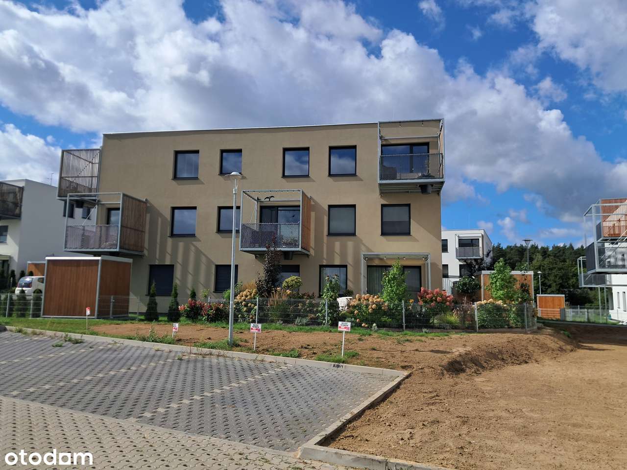 Zamieszkaj wśród zieleni! 3 pokoje nad jeziorem – przestrzeń, komfort - Pełny obrazek: 4/10