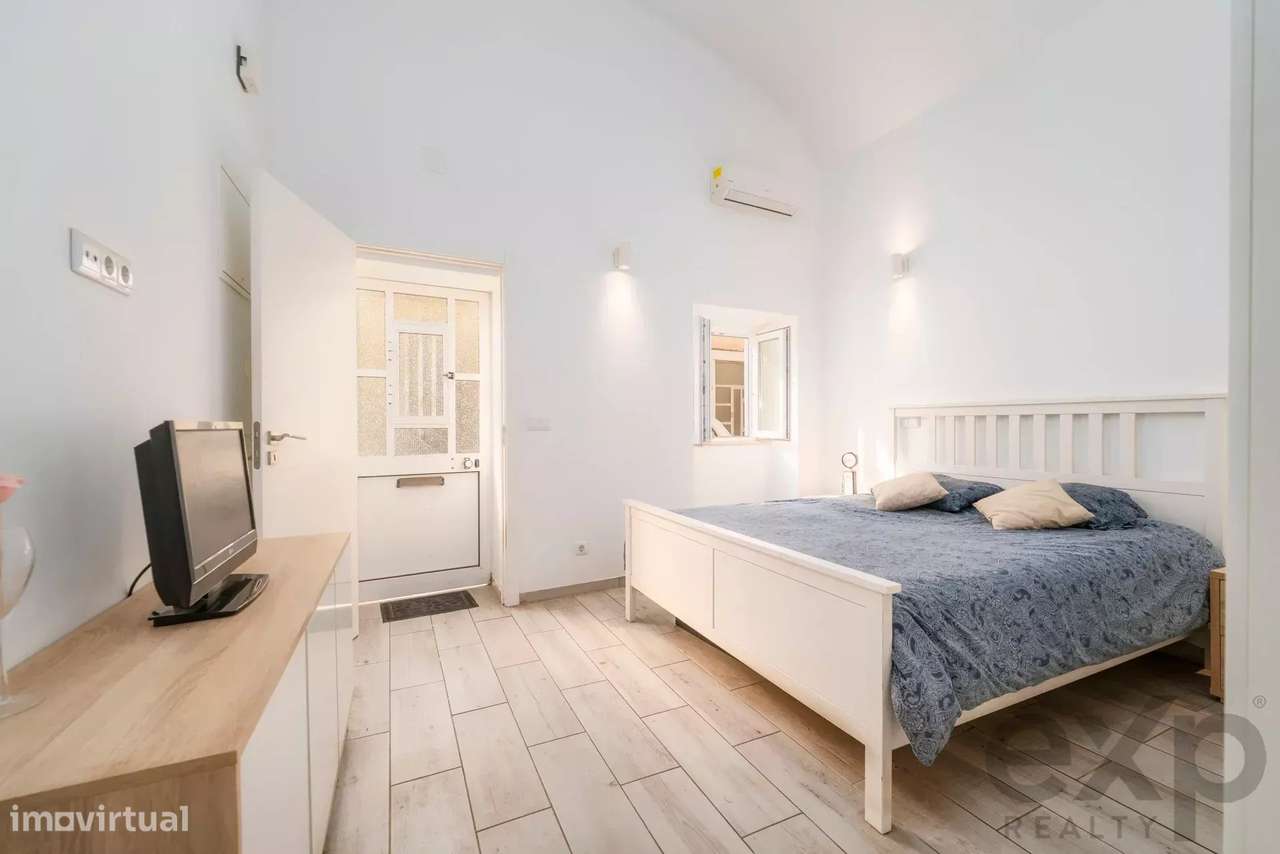 Moradia tradicional T2 com enorme terraço totalmente renovada no centr - Grande imagem: 4/29