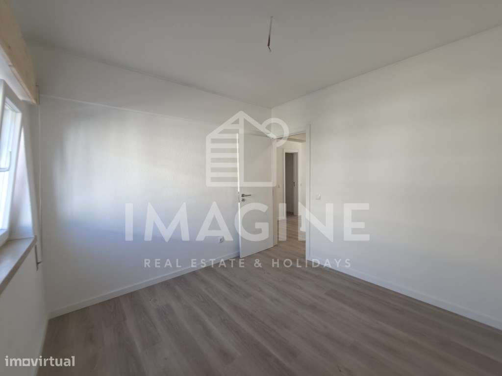 Apartamento T2 Remodelado e equipado em Setúbal-8