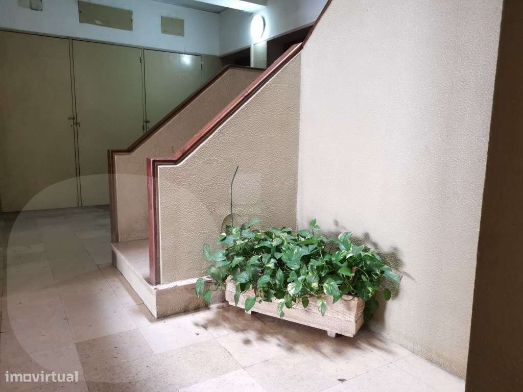 Apartamento T1 totalmente remodelado no Miratejo, Corroios-5