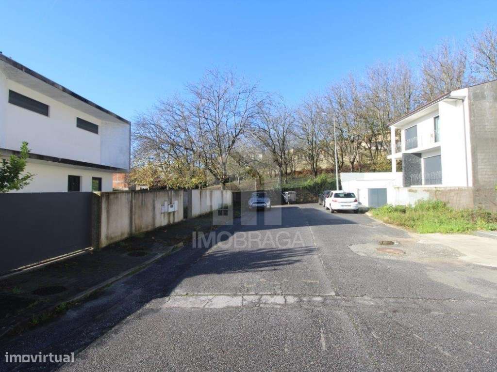 Venda de Terreno para Lotear, em Gualtar, Braga-26