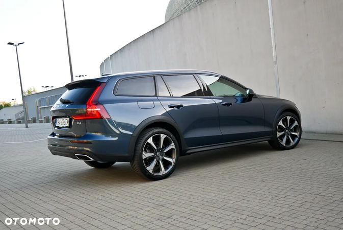 Volvo V60 Cross Country D4 AWD Geartronic Pro - 29