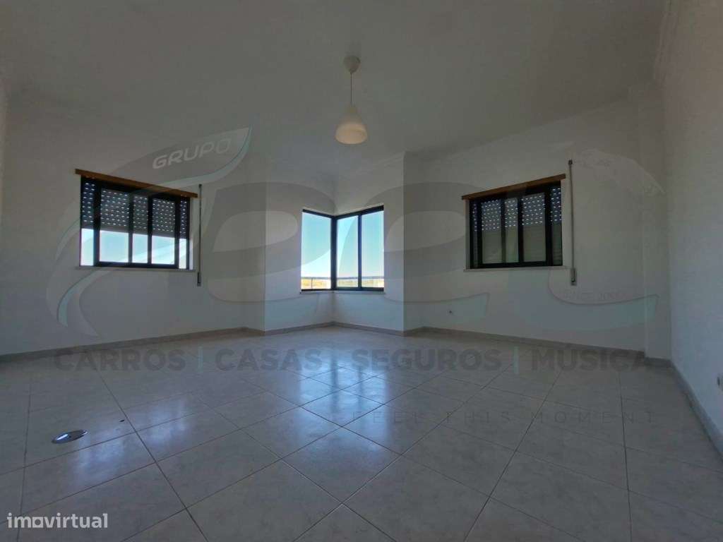 Apartamento T2 em Alpiarça Conforto, tranquilidade e luminosidade-2