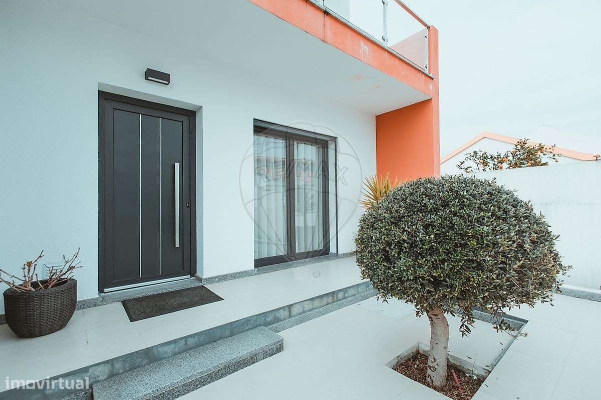 Moradia T3 para venda - Grande imagem: 2/27