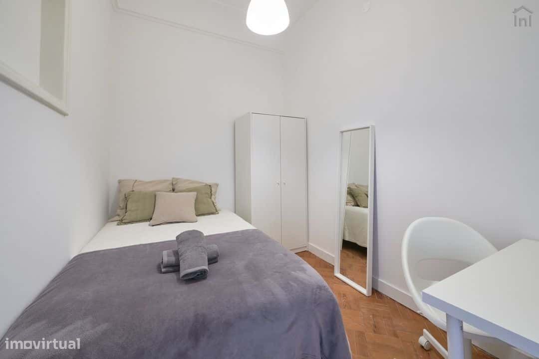 Modern double bedroom in Alameda - Room 7