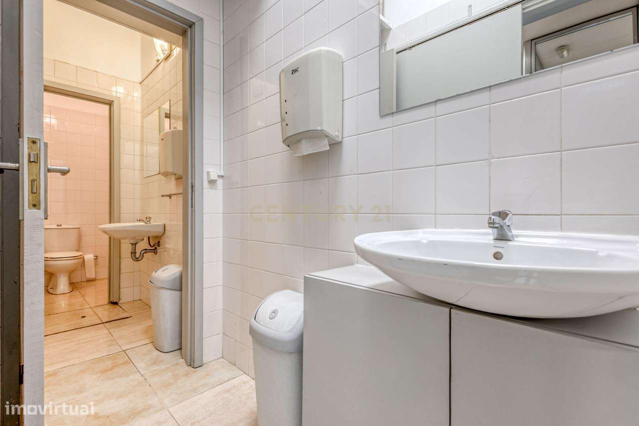 Loja em Matosinhos - Grande imagem: 5/18