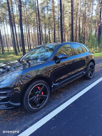 Porsche Macan Turbo - 10