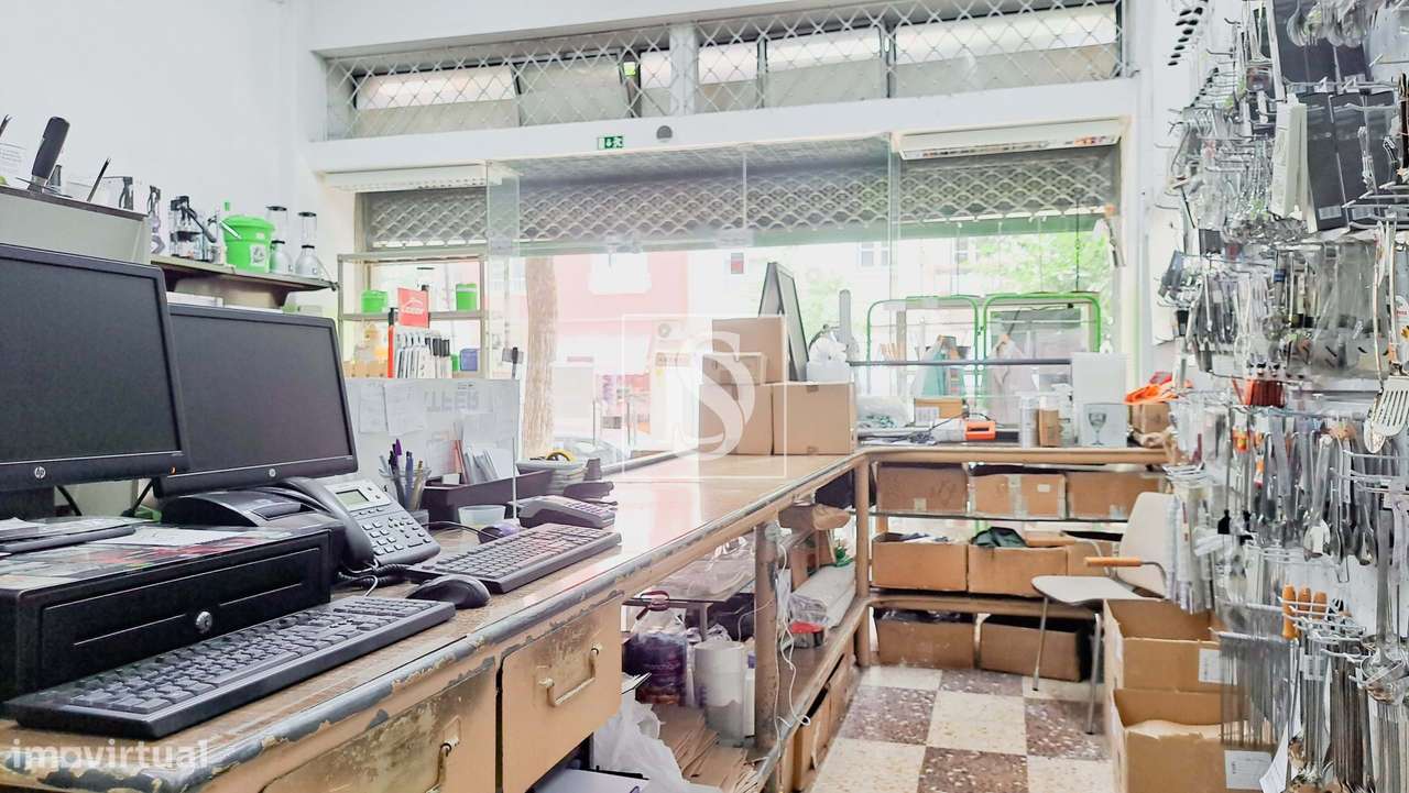 Loja grande com visibilidade no centro de Lisboa - Grande imagem: 5/14