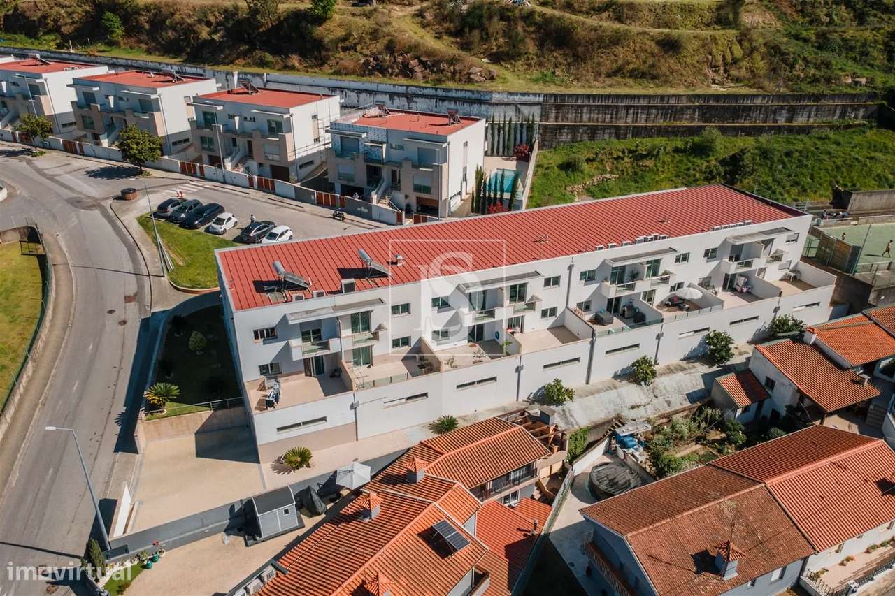 Moradia T3 em Vizela com Garagem e Terraço – Espaço e Conforto-25