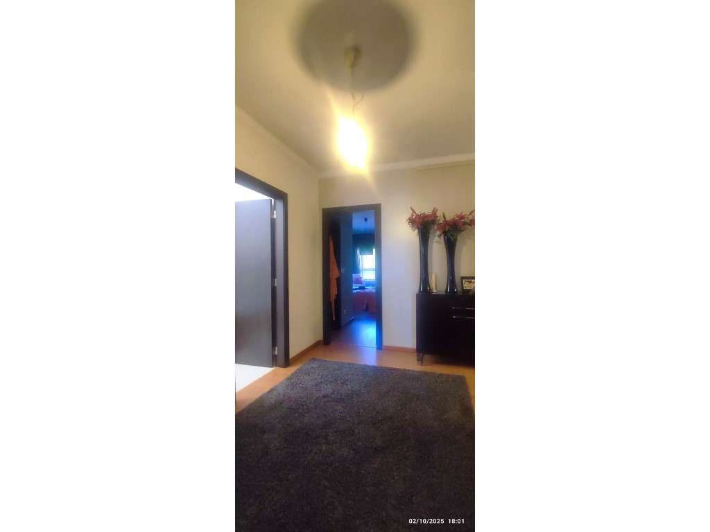 Apartamento T3 remodelado no centro da cidade de Ourém-29