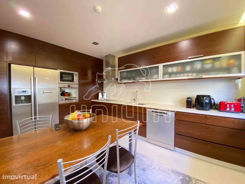 Moradia T5 encosta de Santa Luzia - Grande imagem: 5/19