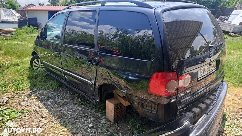 Volkswagen Sharan 1.9TDI Trendline - 2