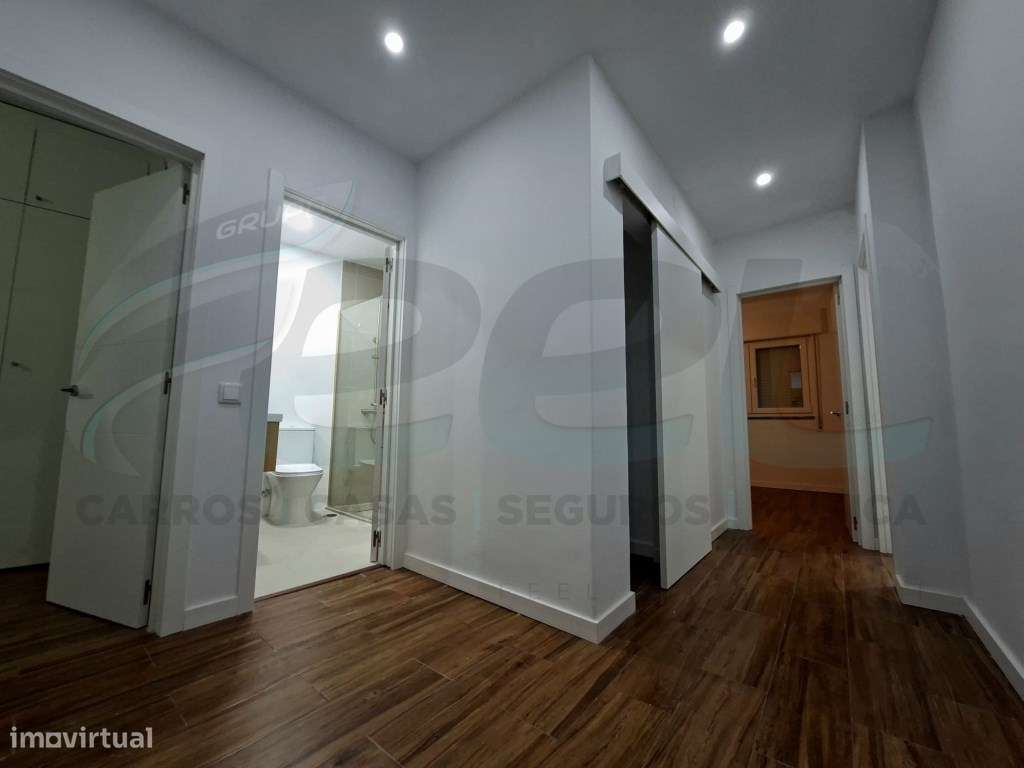 Apartamento T2 c/ terraço-20