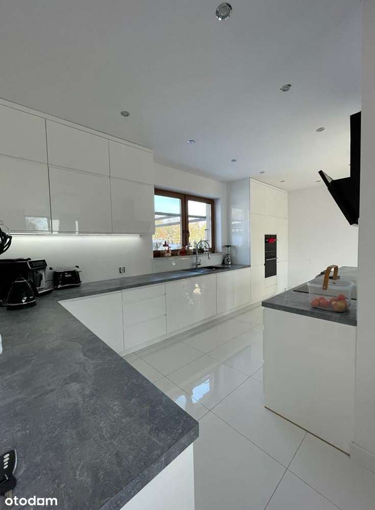 Wyjątkowy Dom w Koleczkowie (możliwość wydzielenia kilku lokali) - Pełny obrazek: 4/15