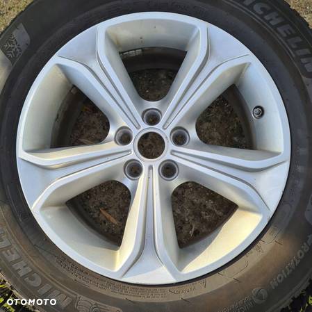 ZIMA 225/65 R17 5x108 LAND ROVER EVOQUE FREELANDER FORD KUGA CZUJNIKI - 4