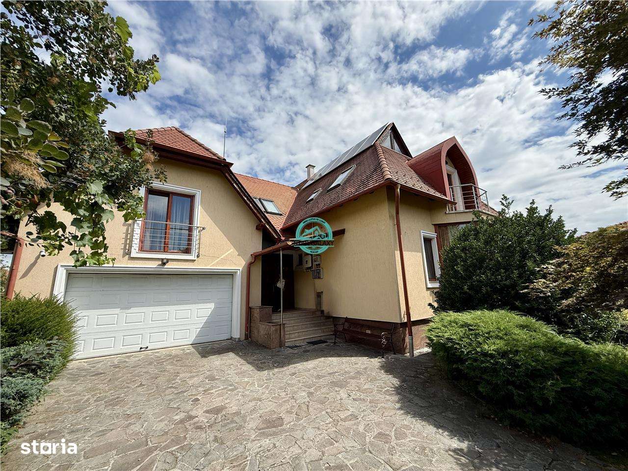 Casa cu 8 camere de vanzare, teren 1263 mp, in Sangeorgiu de Mures-1