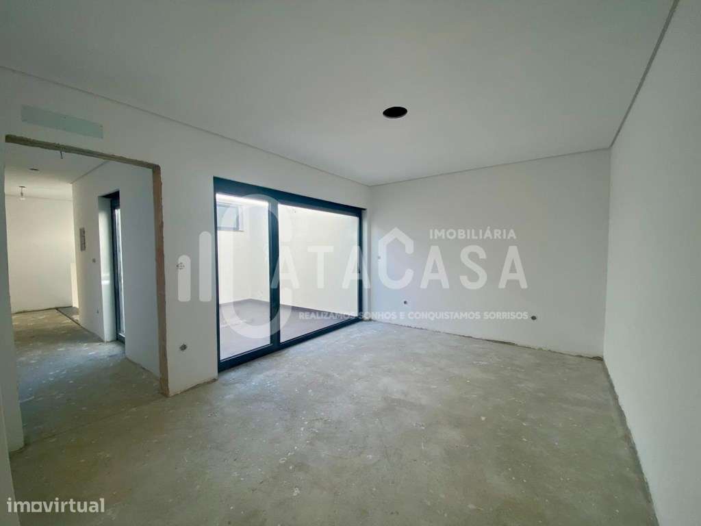 Moradia Geminada T3+1 Nova para Venda em Anadia-22