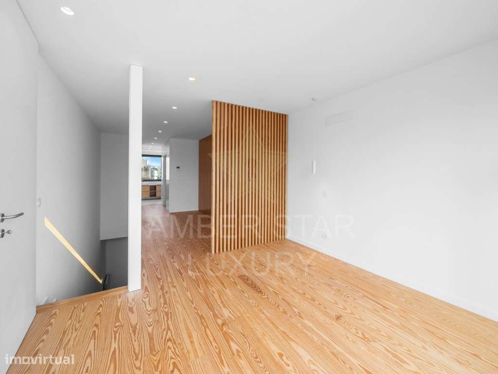 Moradia T4 com Jardim a 10 minutos da Praia-33