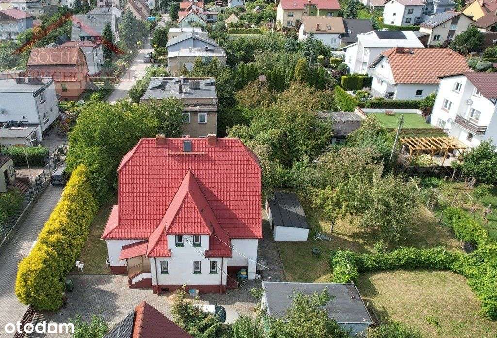 Przestronny dom na kameralnym osiedlu-1