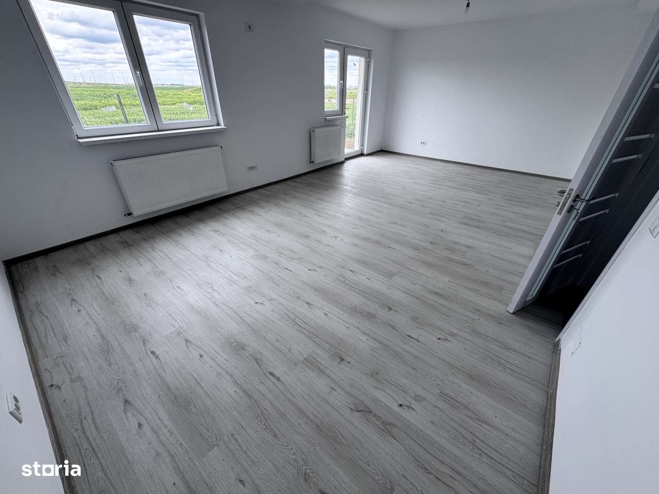 Promotie!Casa P+1+Pod langa Autostrada A0. 4 cam. Util 135mp.Teren 270 - Imagine principală: 2/20