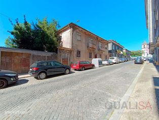 Prédio para remodelar, localizado no centro histórico de ...