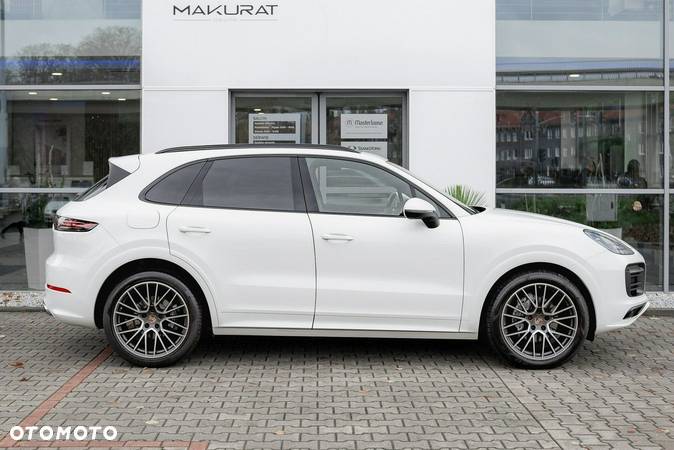 Porsche Cayenne Standard - 11