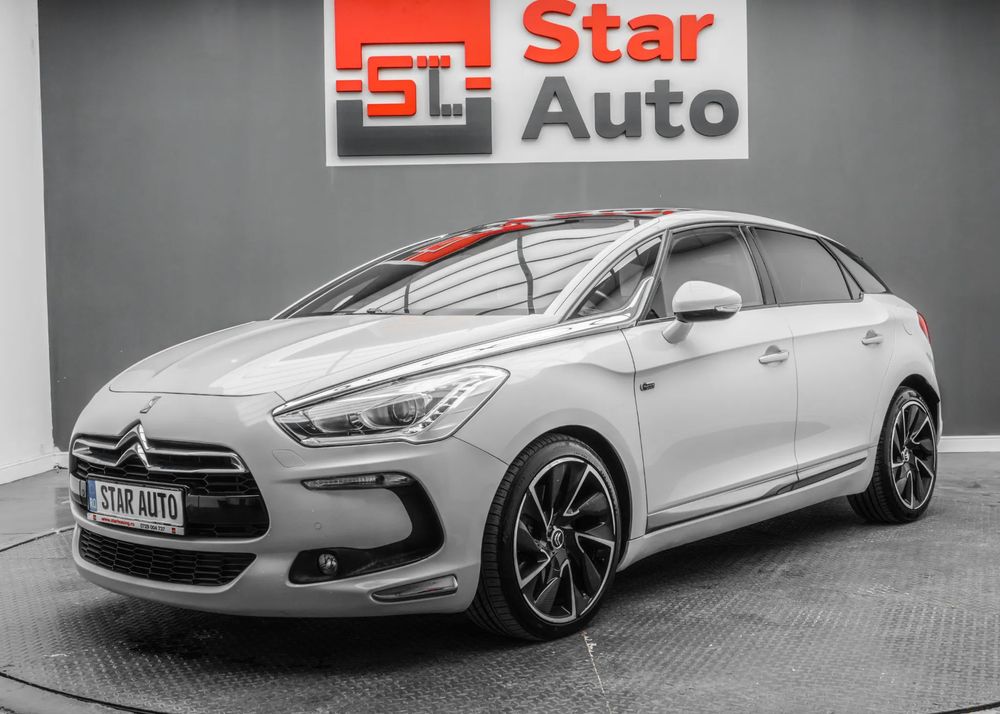 DS DS5 2013