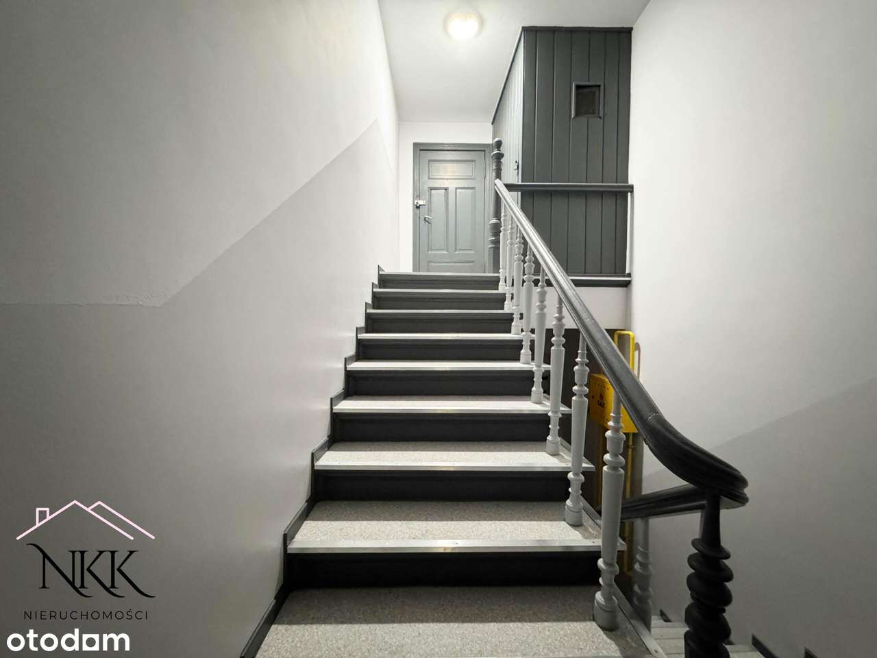 Klimatyczne mieszkanie w kamienicy ze strychem-14