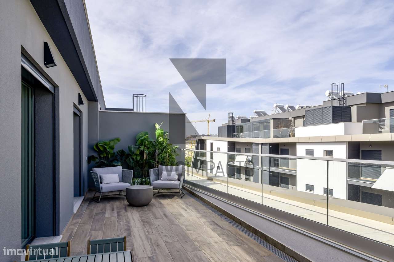 T4 Duplex de Luxo Mobilado, com 2 Terraços e Box para 2 Carros | Mo...-59