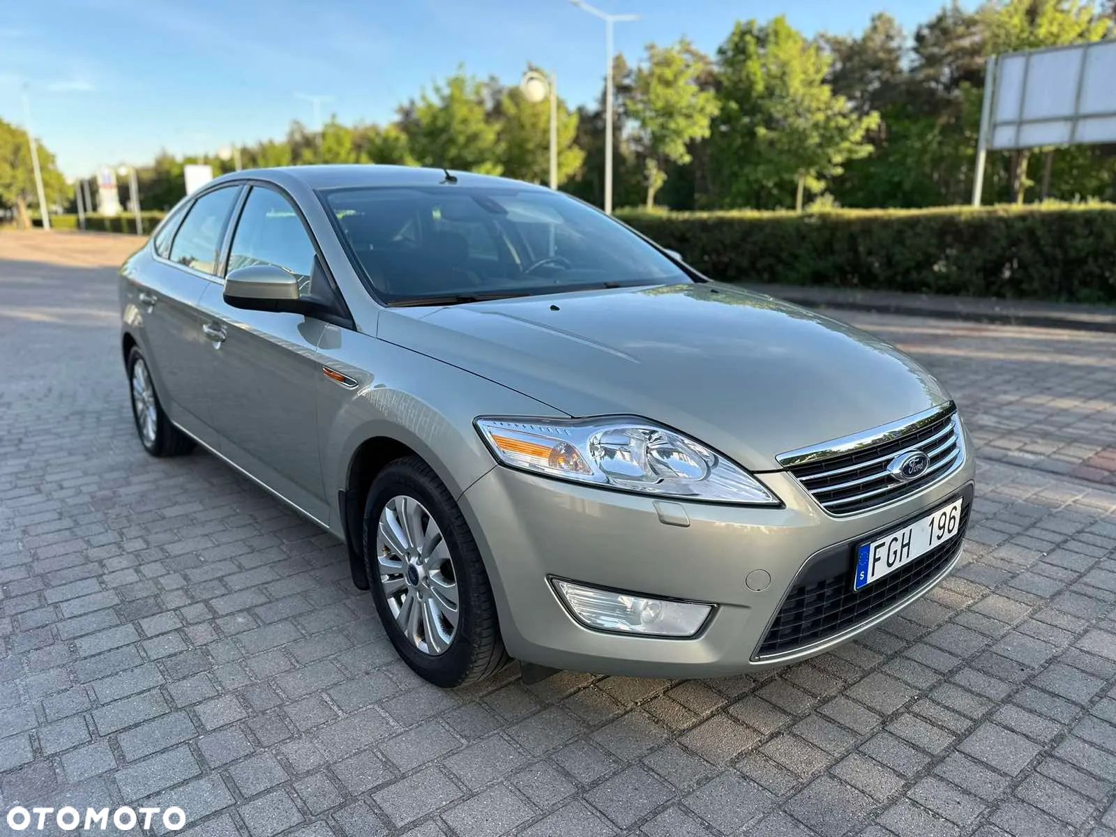 Ford Mondeo 2.0 FF Ghia - 1