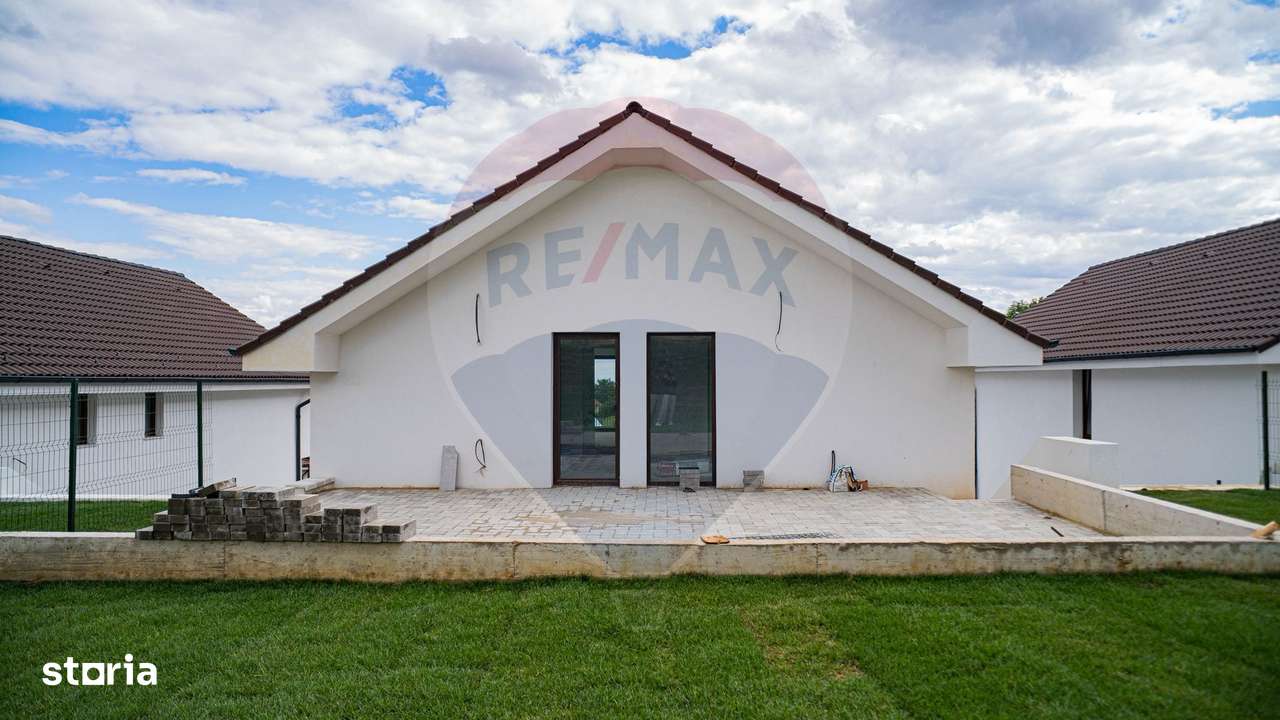 Casă / Vilă cu 4 camere de vânzare-6