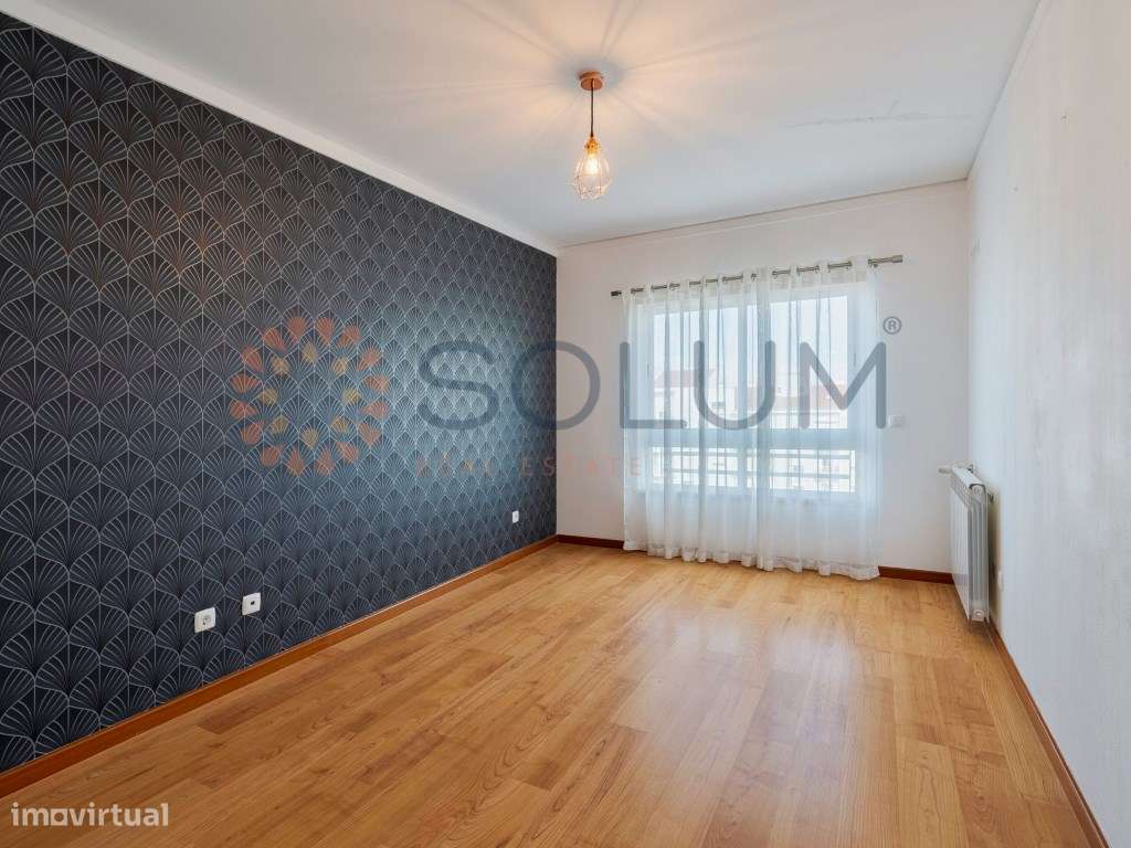 Duplex T4 no Montijo - Conforto e Localização Premium-14