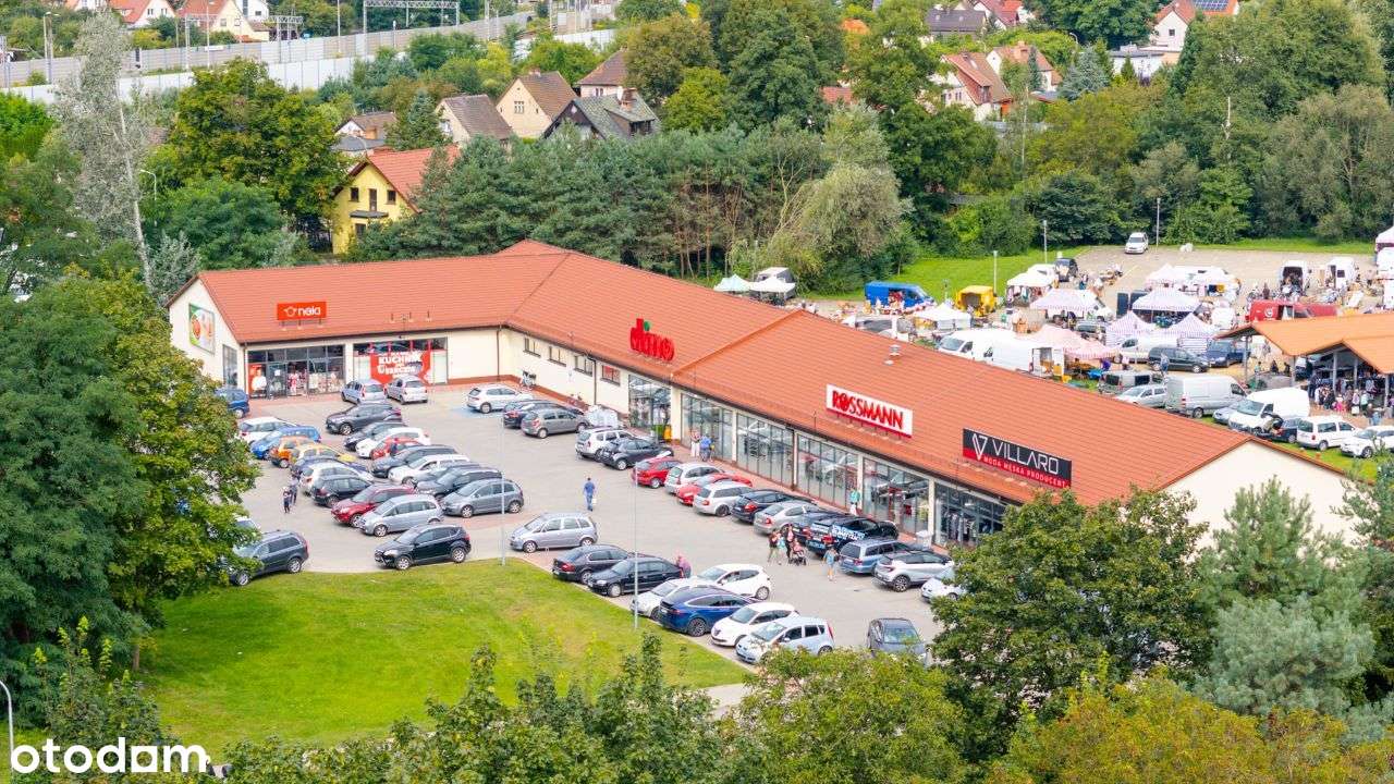 Miejsce pod food truck przy parku handlowym - Pełny obrazek: 4/5