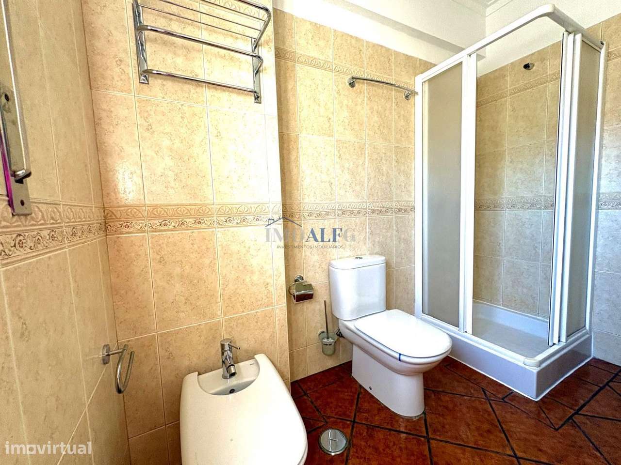 Apartamento T2 na Arrentela- Seixal, junto a transportes-8