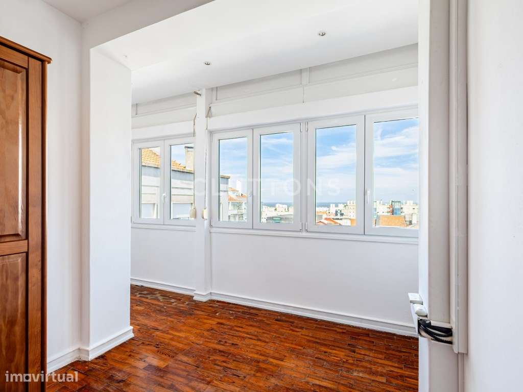 Apartamento T1+1 Penha França com vista desafogada-13