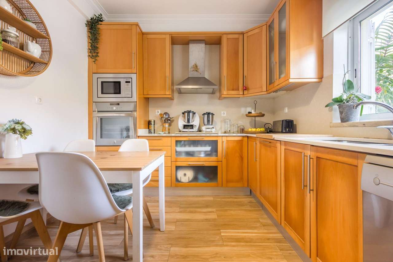 Moradia Geminada com aproveitamento Sotão - Grande imagem: 5/19