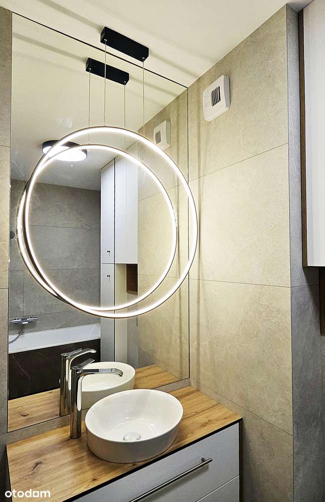 Przepięknie urządzone, bardzo funkcjonalne mieszkanie 3 pokojowe.-8