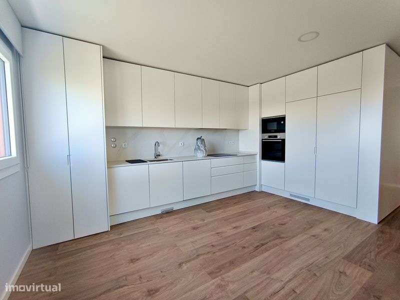 Apartamento T4 novo - Grande imagem: 2/8