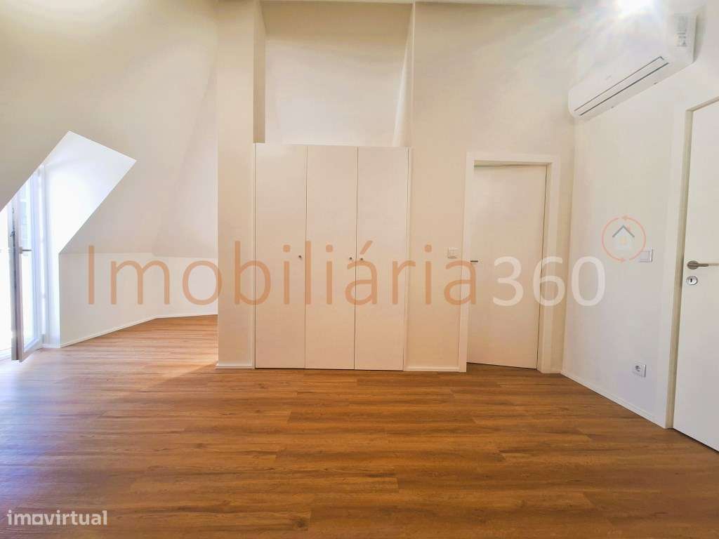 **Apartamento T2 Duplex Novo com Terraço em Matosinhos**-17