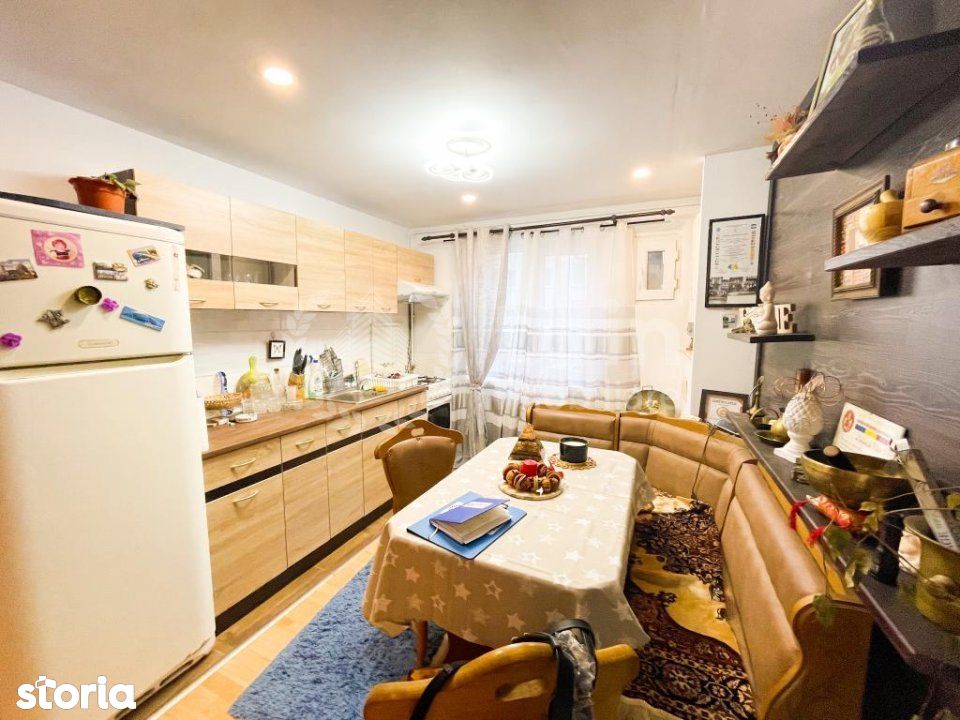 Apartament 3 camere | 64mp | Finisat | Balcon | Zona strazii Parang!