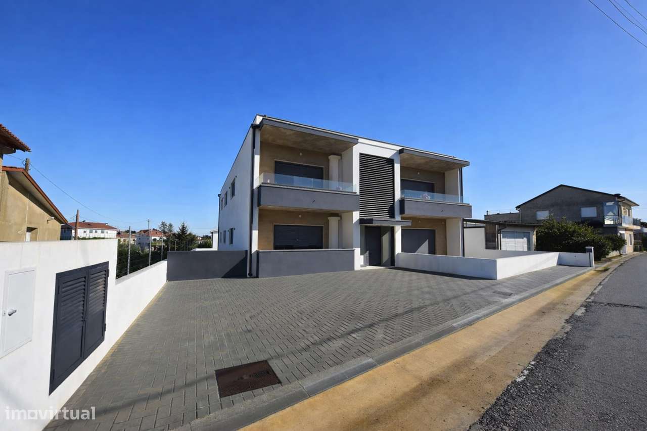 Apartamento T3 Novo em Outeiro de Baixo, Anadia-0