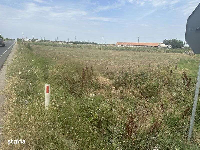 Vand teren intravilan - Imagine principală: 4/5