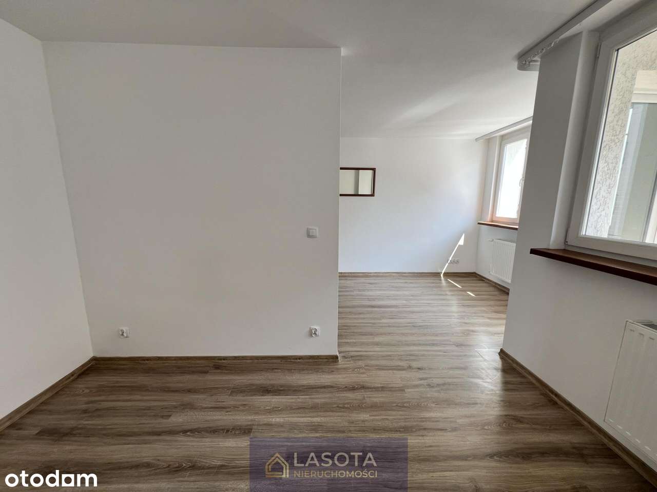 Słoneczne 3 pokojowe mieszkanie w Centrum Miasta-4