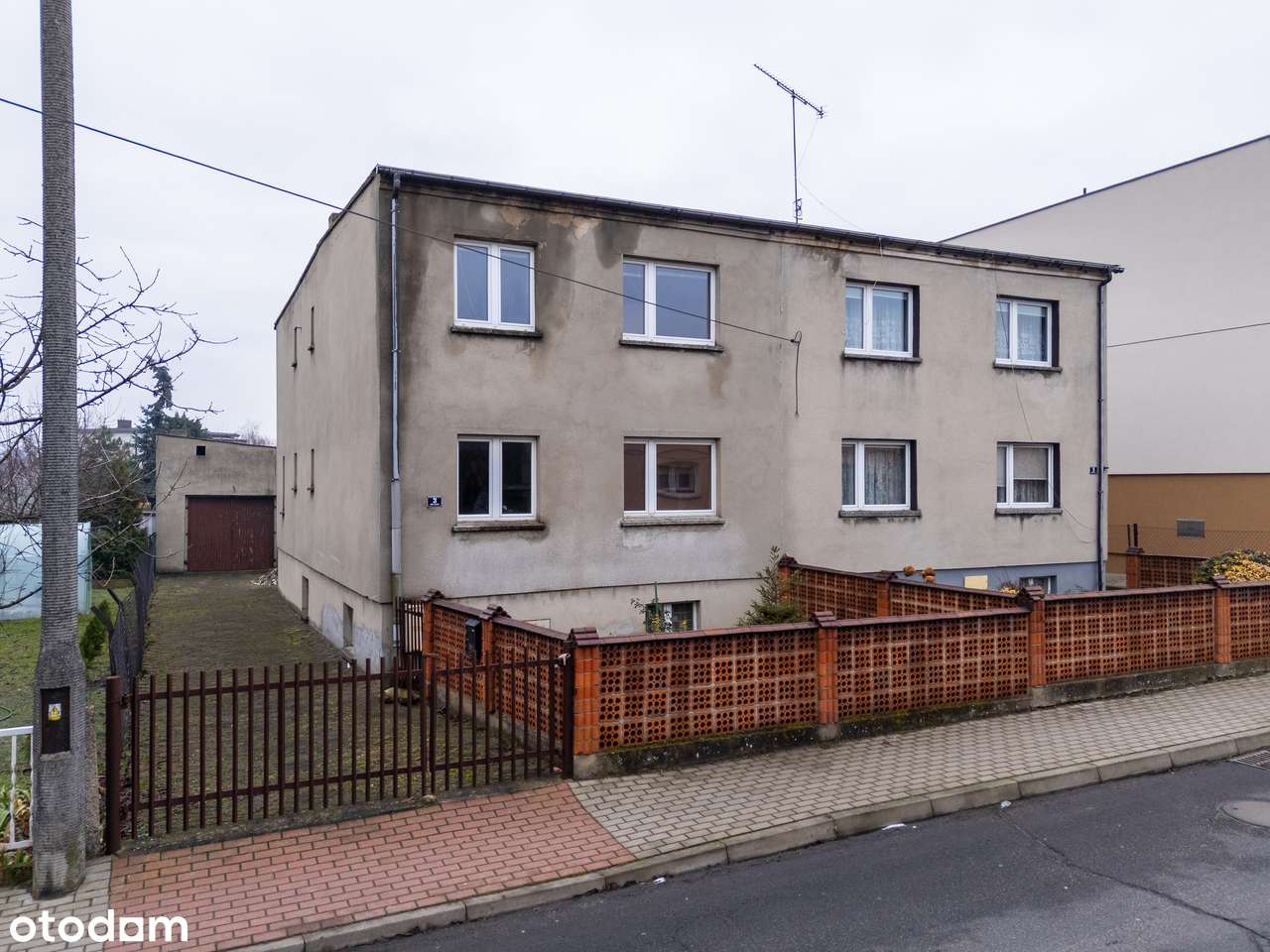 Dom na działce 532 m2 w Śremie - Pełny obrazek: 1/18