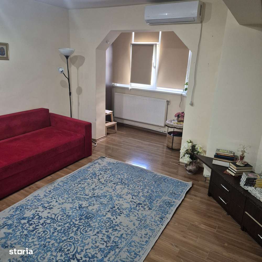 Vand apartament 2 camare  situat central - Imagine principală: 2/6